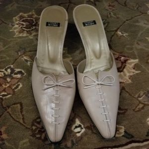 STUART WEITZMAN MULES!